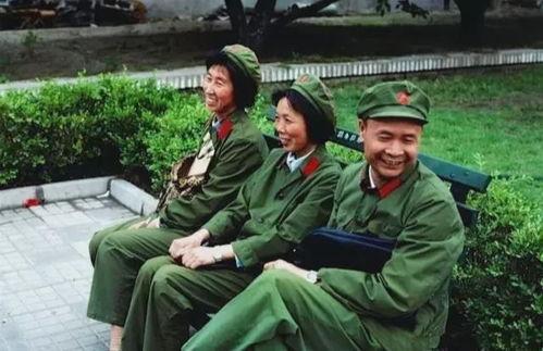 娱乐吃瓜酱送军队,传递军民鱼水情深